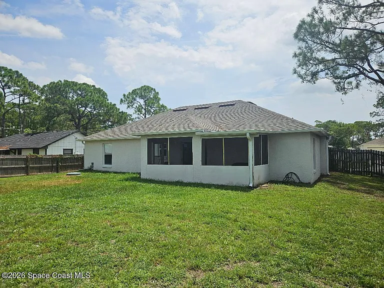 842 Aruba Ave SE — Photo 13
