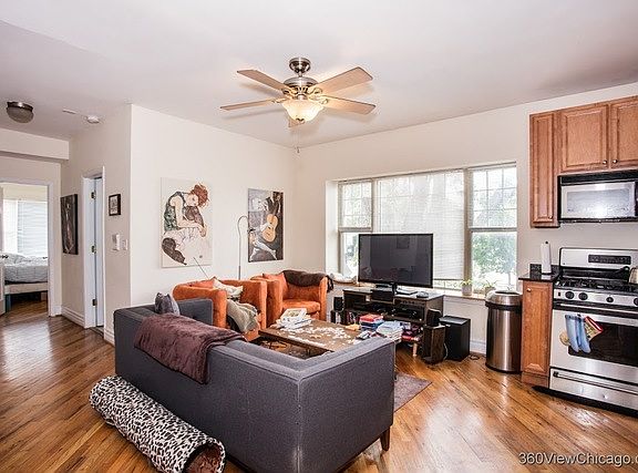 3rd image of 3223 N California Ave APT 1
