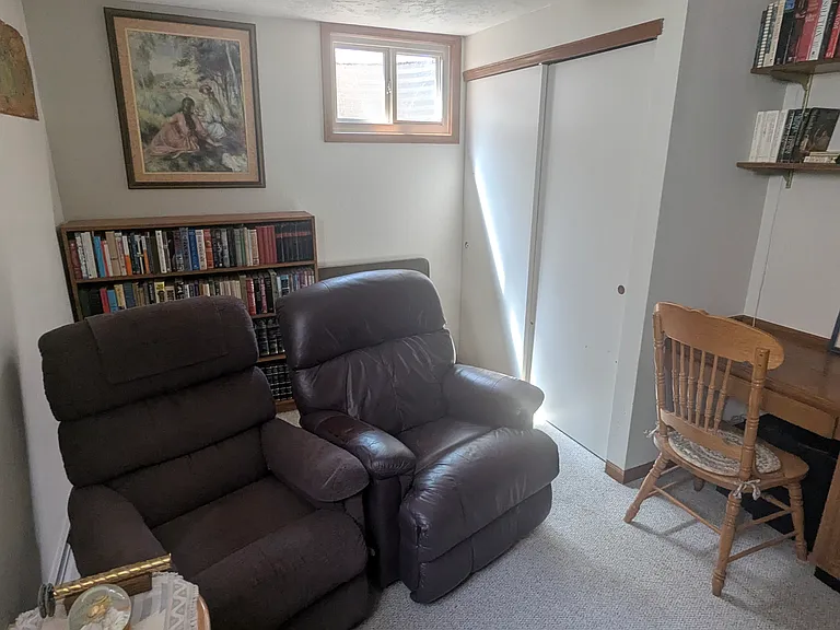 1940 Larkspur Dr #1 — Photo 13