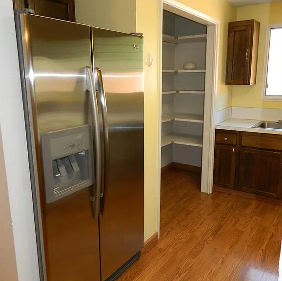 Merryman Dr — Photo 5