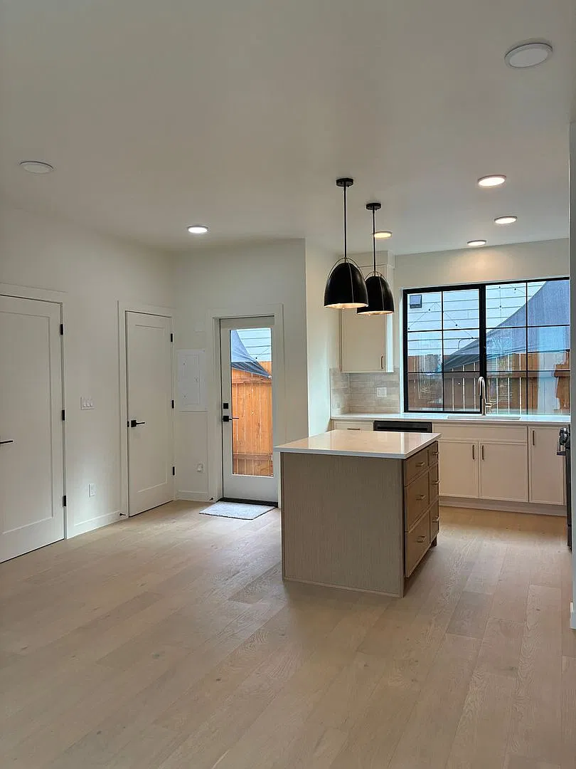 Alberta District Brand New 2 Bedroom Townhome Ready for Move- In — Photo 3