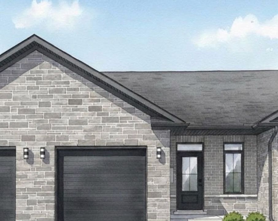 1st image of 101 Raycroft Dr