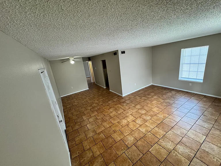 680 Sharp Ln #207 — Photo 11