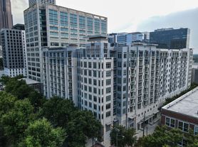 Trace Midtown Luxury Apartments