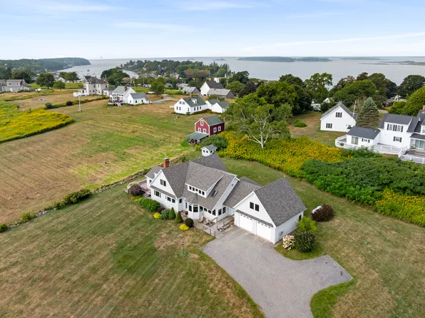 26 Pebble Lane, Harpswell, ME 04003