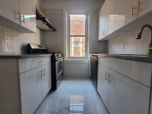 Rented by EXR | media 8