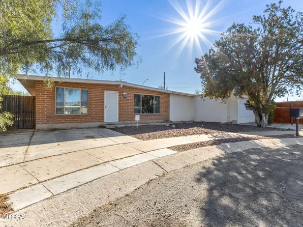 7102 E 33rd Pl, Tucson, AZ 85710