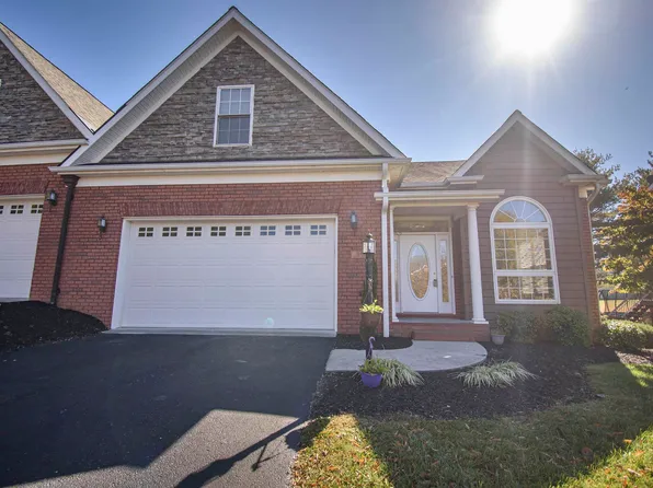 6840 Sahalee Cir, Radford, VA 24141