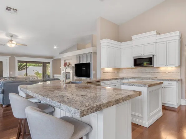 2520 W TULSA Street, Chandler, AZ 85224