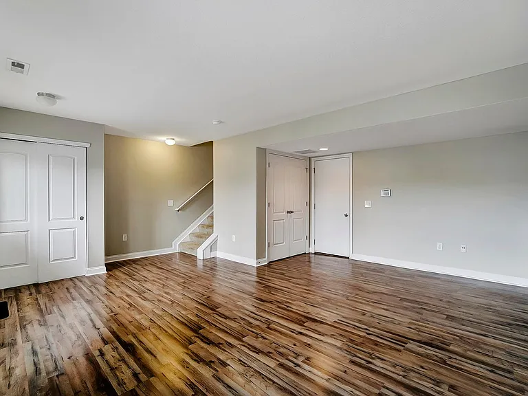5608 Pittsford Dr — Photo 4