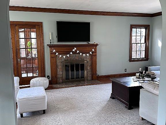 4th image of 104 Overwood Rd