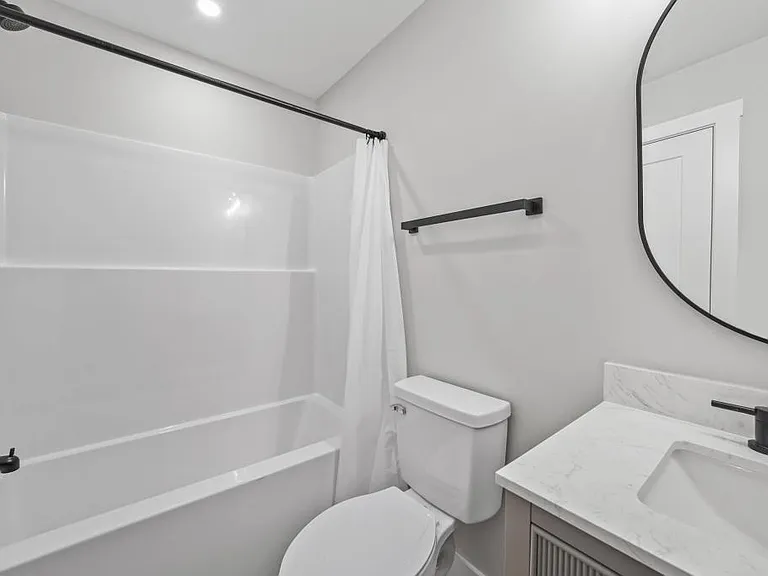 124 Shipman Dr NE — Photo 12