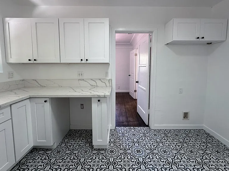 1521 S Stanley Ave — Photo 21
