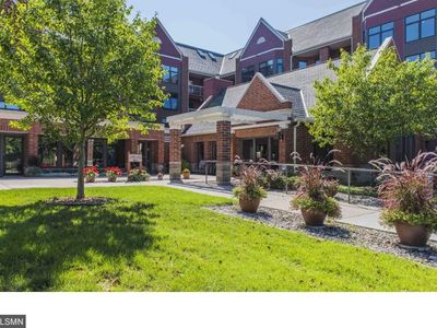 500 County Road B Rd W #320, Roseville, MN, 55113