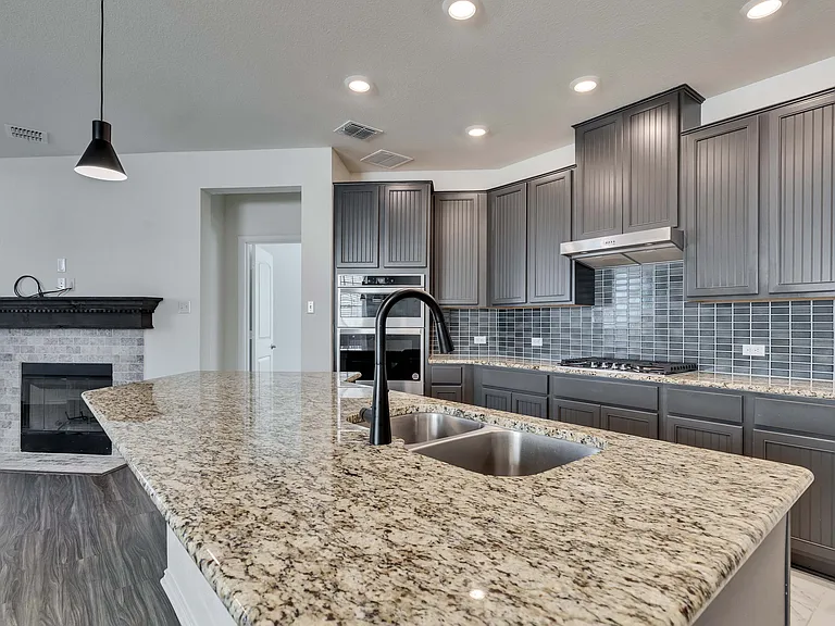 4465 Acerno St — Photo 10
