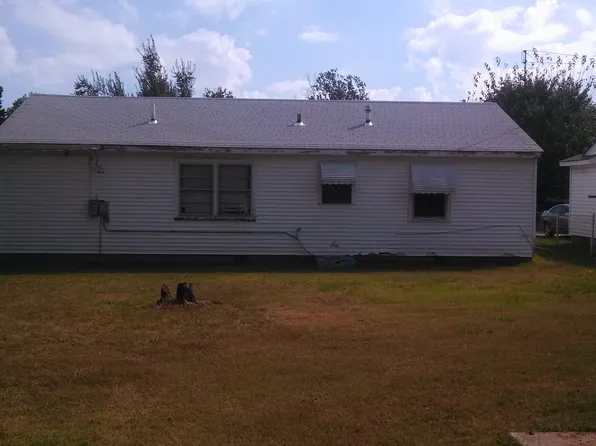 830 S Russell St, Skiatook, OK 74070