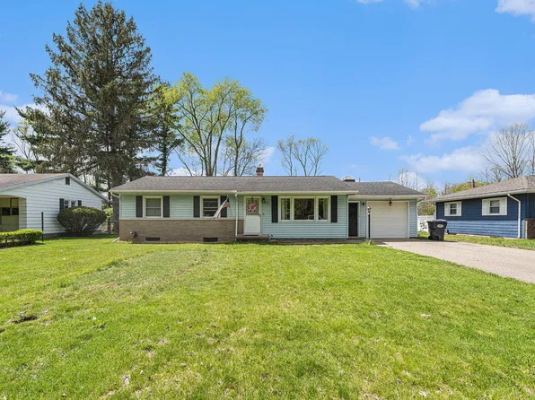 729 Hazen St, Paw Paw, MI 49079