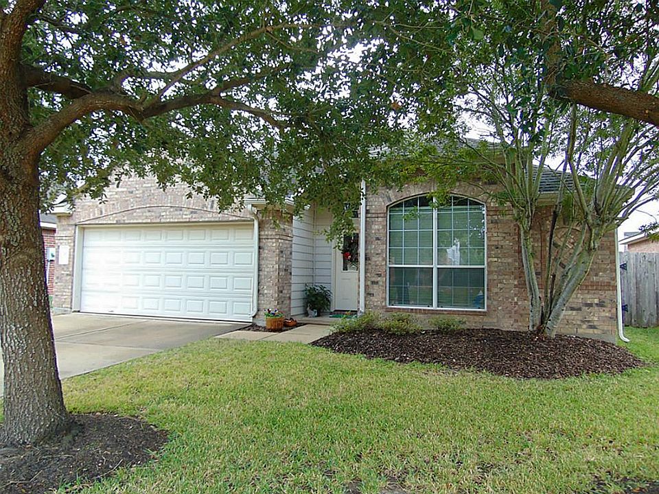 1st image of 6827 Silver Shores Ln