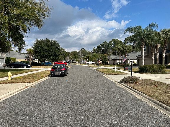 5th image of 97254 Bluff View Cir