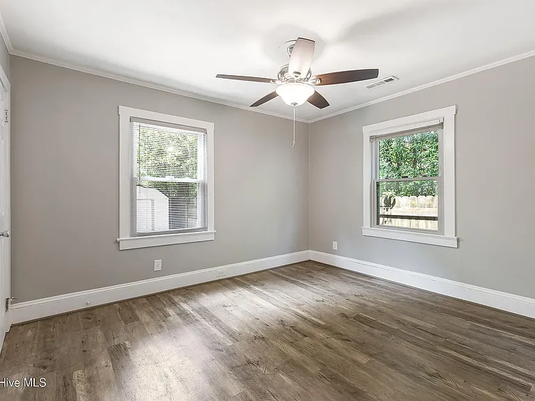 5009 Park Ave — Photo 9