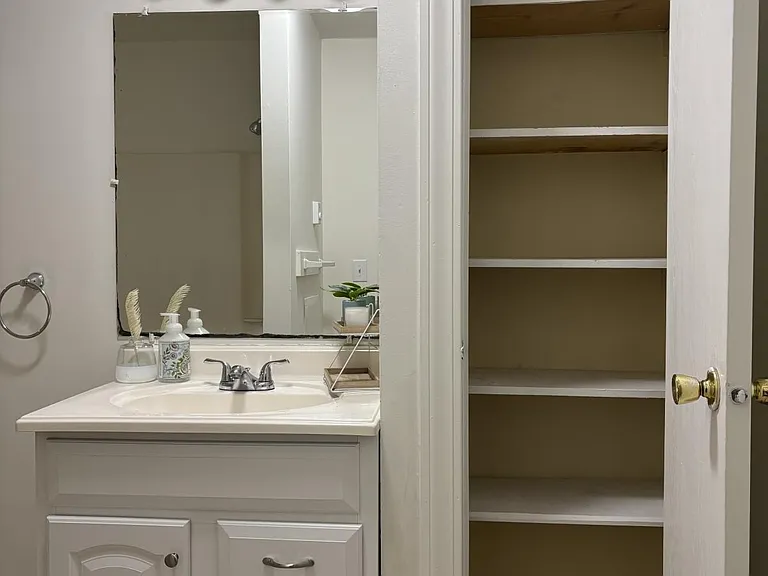 115 Ruhle Rd N #14 — Photo 9
