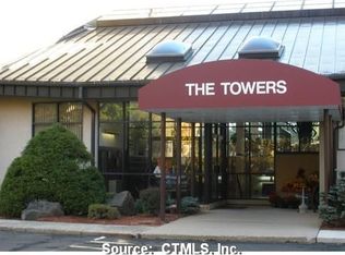 16 Putter Dr, Wallingford, CT 06492