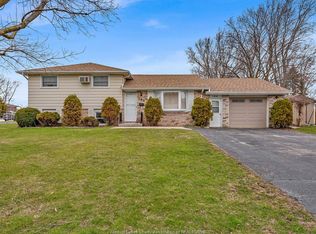 184 Harold Cull Dr, Kingsville, ON
