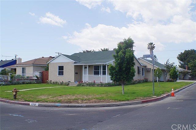 Located at corner lot with great curb appeals