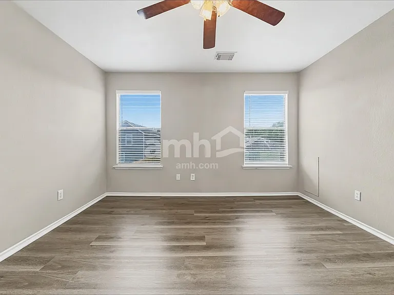 11411 Seven Sisters Dr — Photo 10