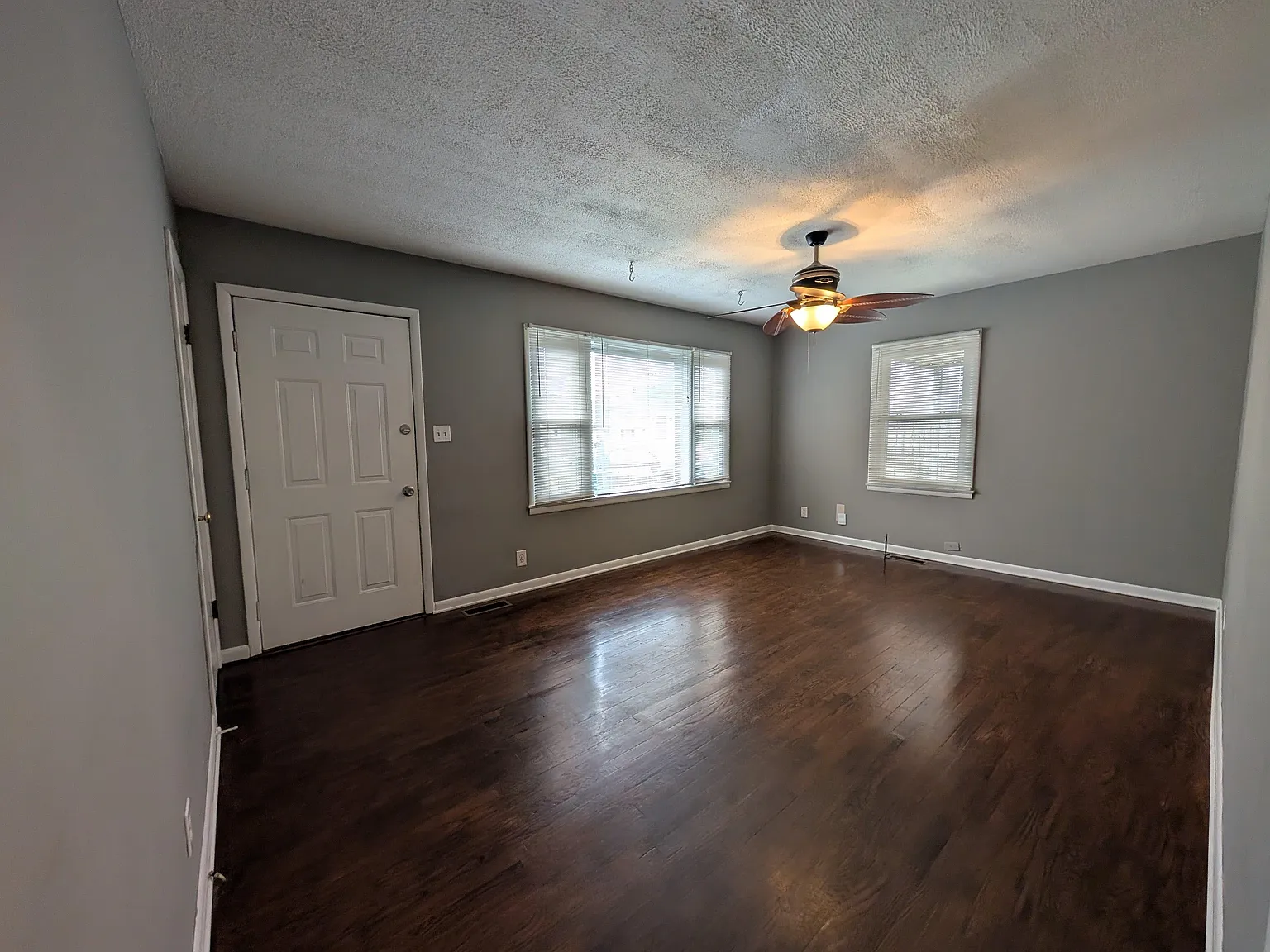 2 bed, 800 sqft, $1,450 — Photo 4