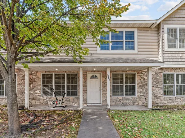 1883 Garden Way, Saint Paul, MN 55119