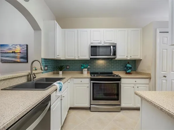 14120 Winchester CT #1403, NAPLES, FL 34114