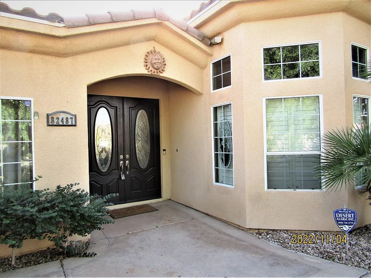 Building Photo - 82487 Bogart Dr