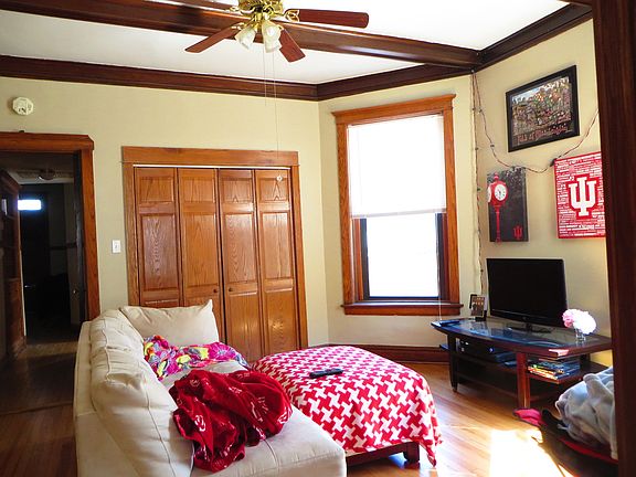 5th image of 3751 N Southport Ave #2