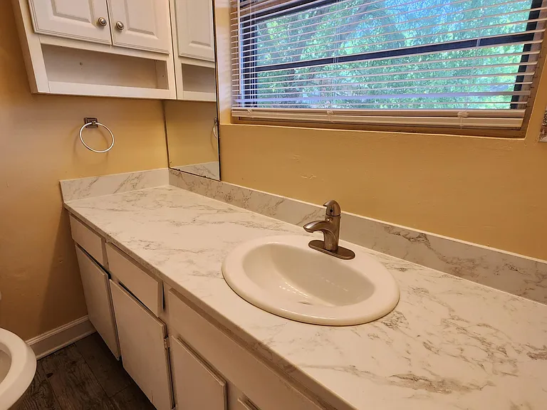 2322 Colony Dr SW — Photo 10