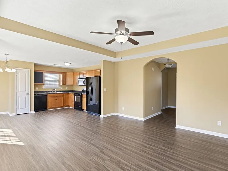 166 Boulders Ct — Photo 8
