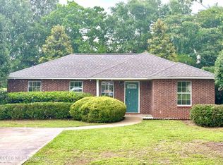 101 Maci Ln, Lucedale, MS 39452