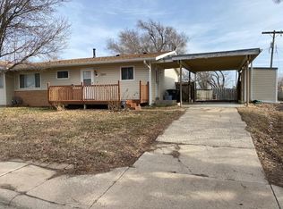 7202 SW Glencrest Dr, Topeka, KS 66619