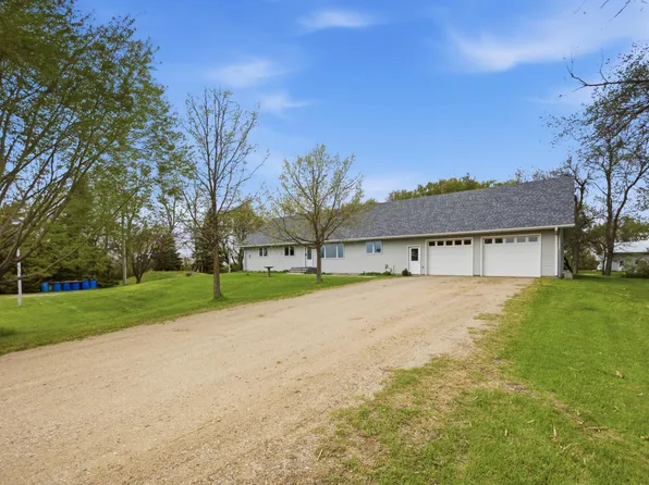 4942 43rd Ave N, Moorhead, MN 56560