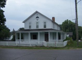 102 McCann St, Saint Ignace, MI 49781