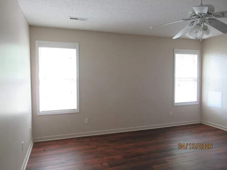 3590 Oleander Dr — Photo 14