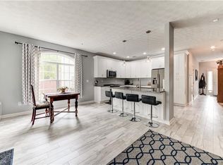 147 Creekwood Dr, Woodstock, GA 30188