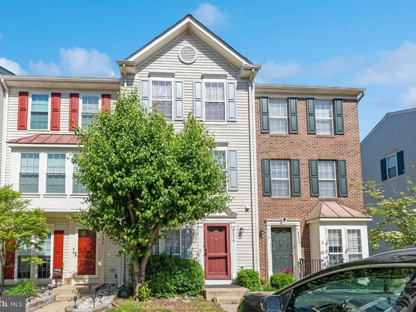 8374 Hunter Murphy Cir, Alexandria, VA 22309