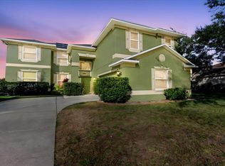 2717 Avon River Dr, Valrico, FL 33596