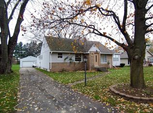 329 Sunset Hills Ave NW, Grand Rapids, MI 49534