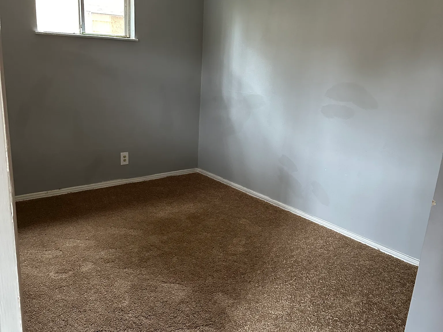 2 Bedroom Rent House — Photo 3