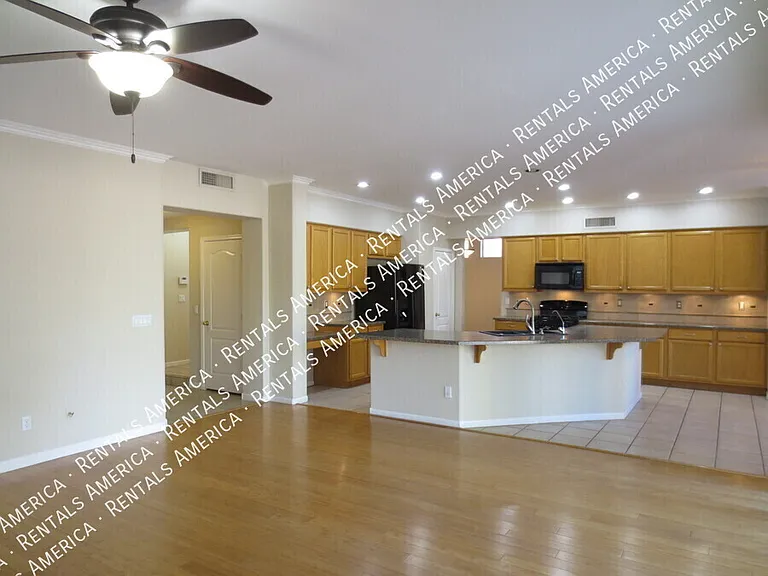 2671 S Leonard Pl — Photo 6