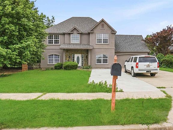 3rd image of 5406 NW Wilfred Dr