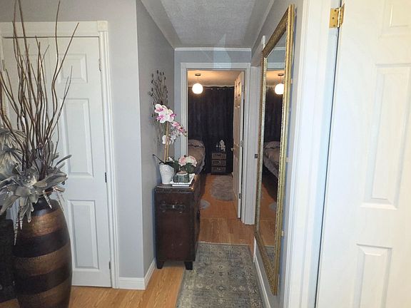 2nd image of 2380 Bromsgrove Rd #19