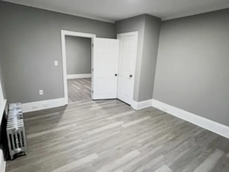 3 Oak Ave — Photo 7